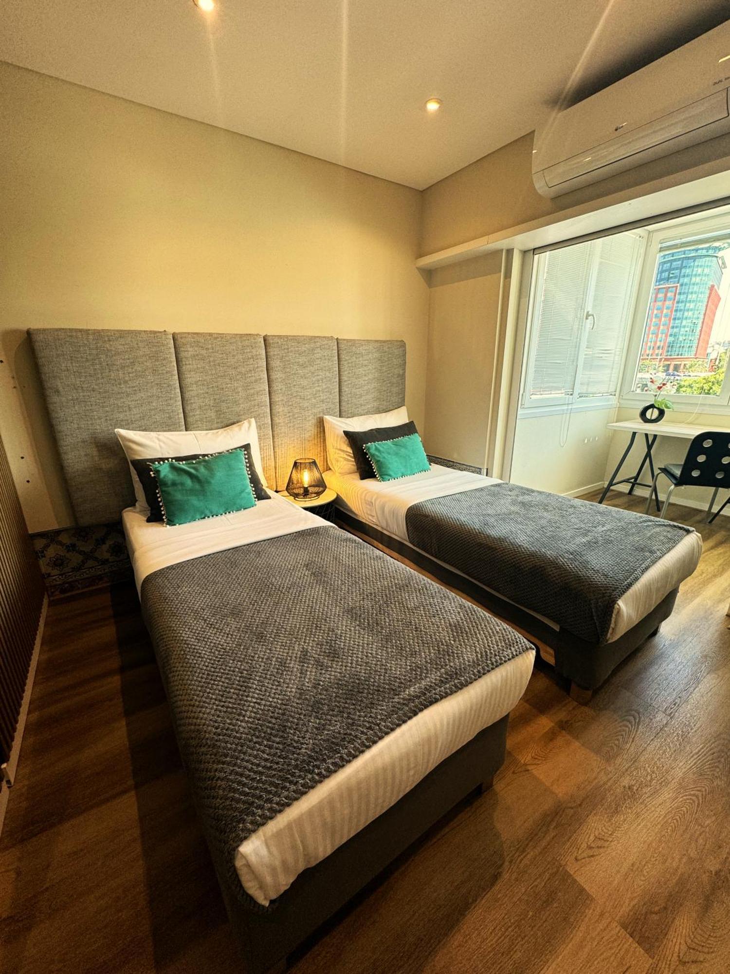 Lx Art Flats | Flat Two Hotel Lisboa Eksteriør billede