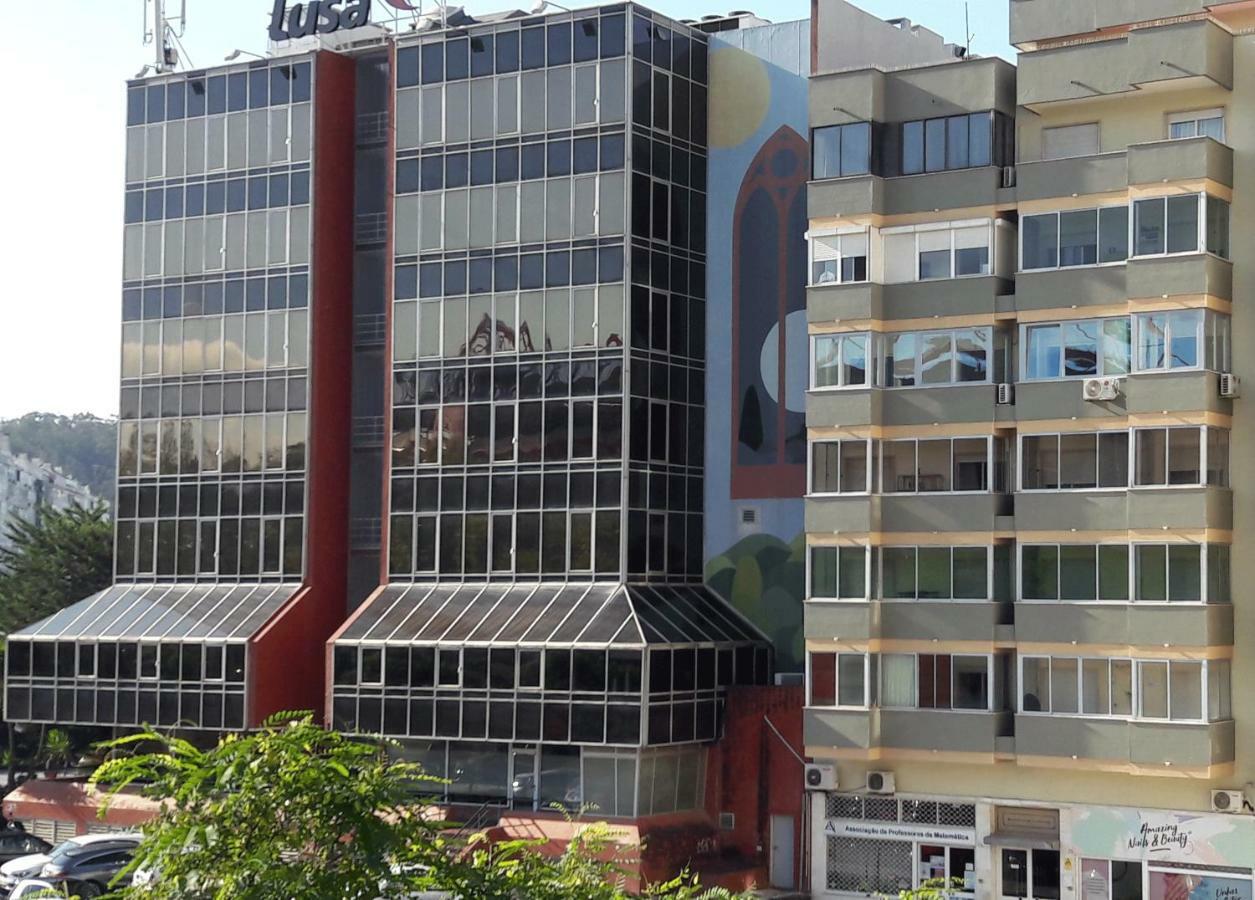 Lx Art Flats | Flat Two Hotel Lisboa Eksteriør billede
